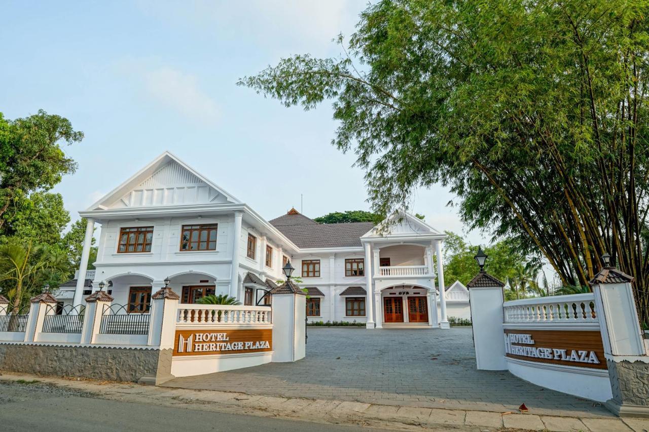 Hotel Heritage Plaza Kottayam Ngoại thất bức ảnh
