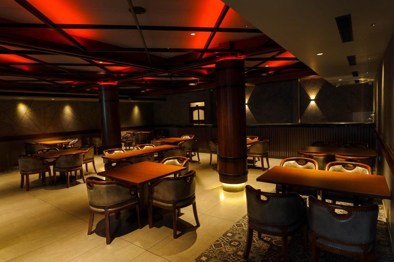 Hotel Heritage Plaza Kottayam Ngoại thất bức ảnh