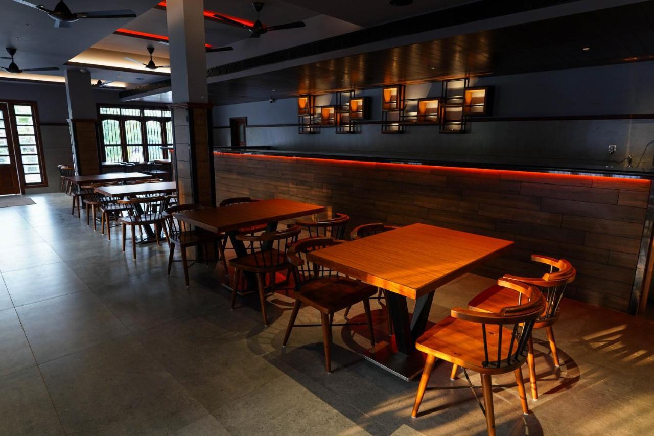 Hotel Heritage Plaza Kottayam Ngoại thất bức ảnh