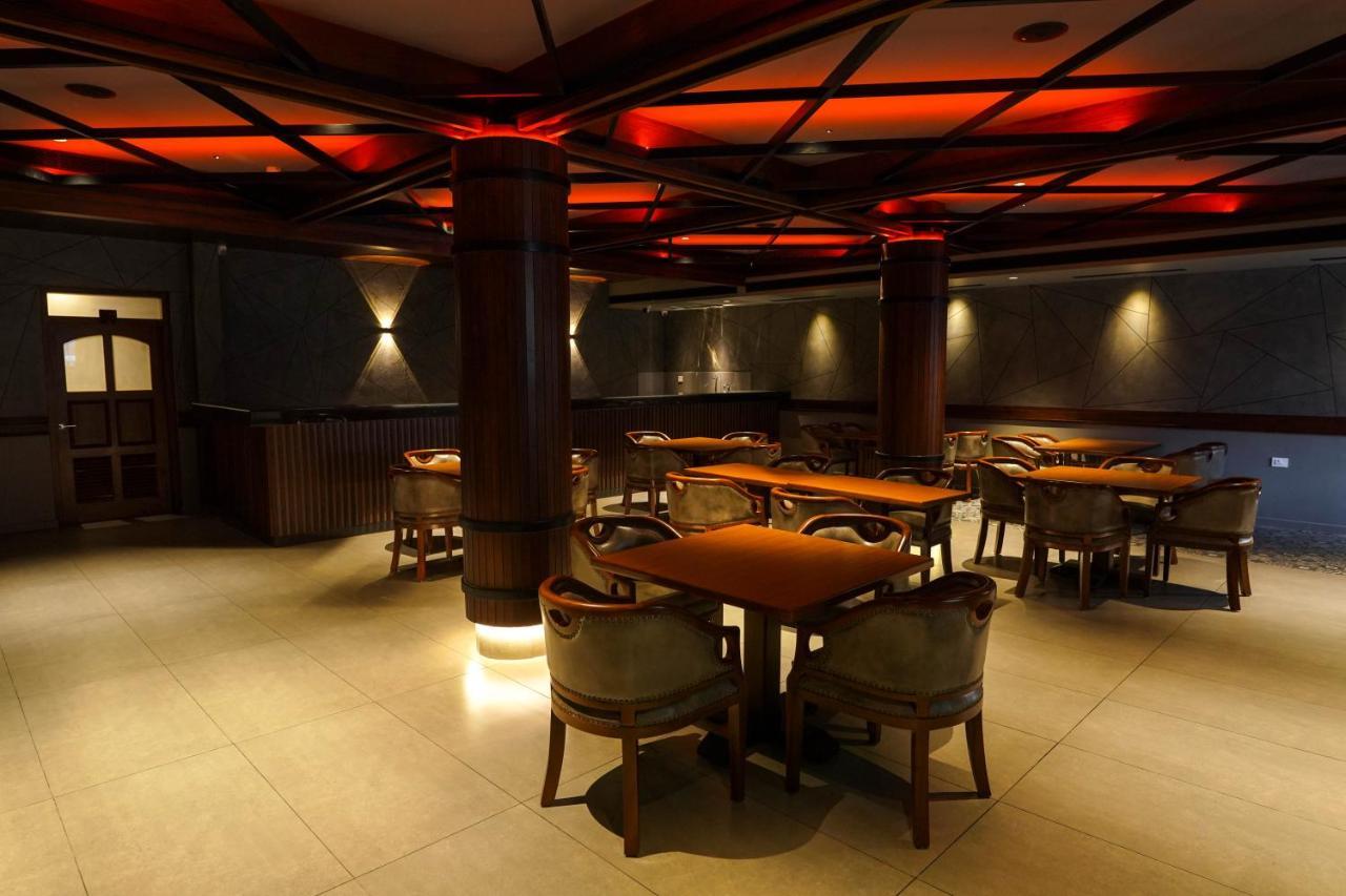 Hotel Heritage Plaza Kottayam Ngoại thất bức ảnh