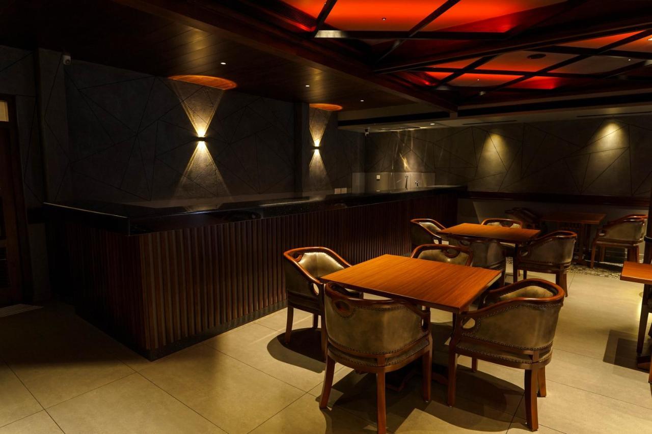 Hotel Heritage Plaza Kottayam Ngoại thất bức ảnh