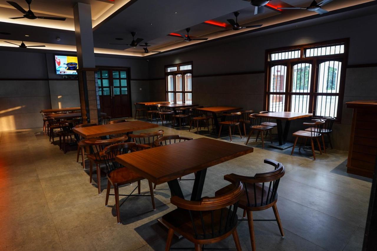 Hotel Heritage Plaza Kottayam Ngoại thất bức ảnh